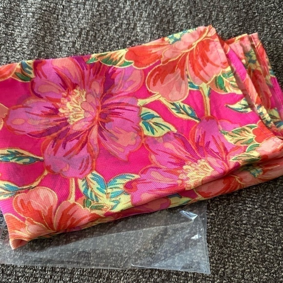 Beach Riot Melanie Sarong in Miami Peony One Size - Picture 6 of 7